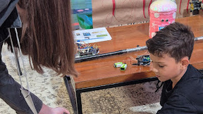 Foto de Brinquedos Científicos na ExpoFavela 2025