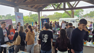 Foto de Brinquedos Científicos na Feira do Livro